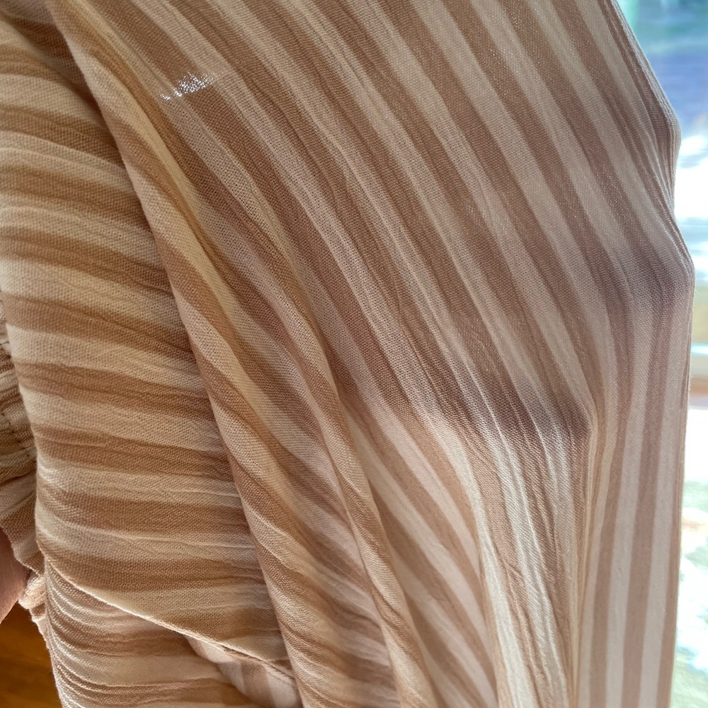 NWT Torrid Pull-On Tie Front Gauze Pants, Size 3, Rocker Stripe Cement - Picture 5 of 6